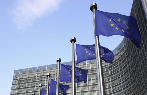 ЕС возвращает несотрудничающие страны в чёрный список
