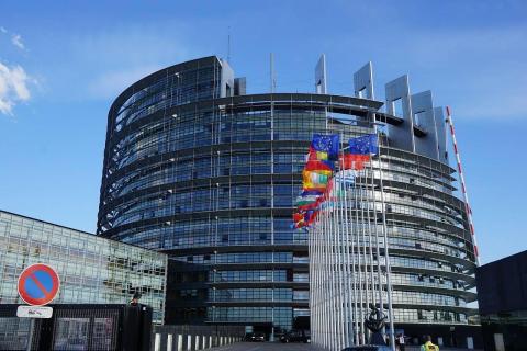 Здание Европейского Парламента в Брюсселе