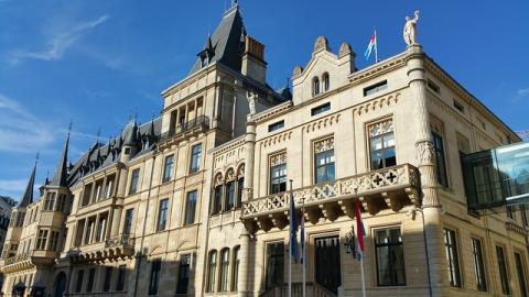 Дворец Великого Герцога и здание парламента Люксембурга