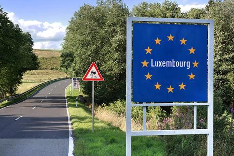 Знак на границе Люксембурга