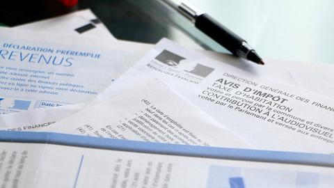 Изображение налоговой декларации на французском языке
