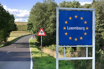 Знак на границе Люксембурга